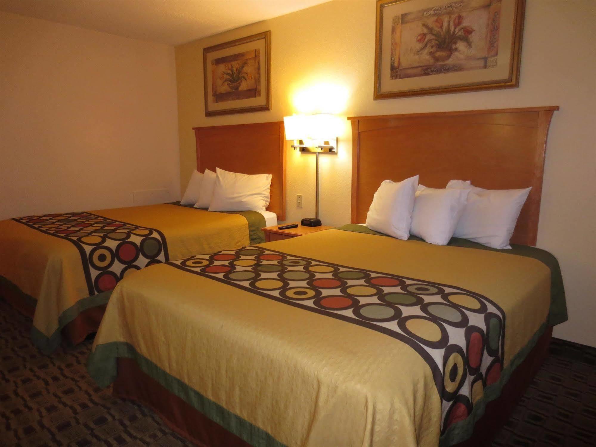 American Best Value Inn Лоренс Экстерьер фото